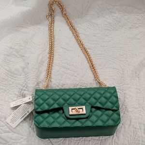 Elegant Green Quilted Shoulder Bag